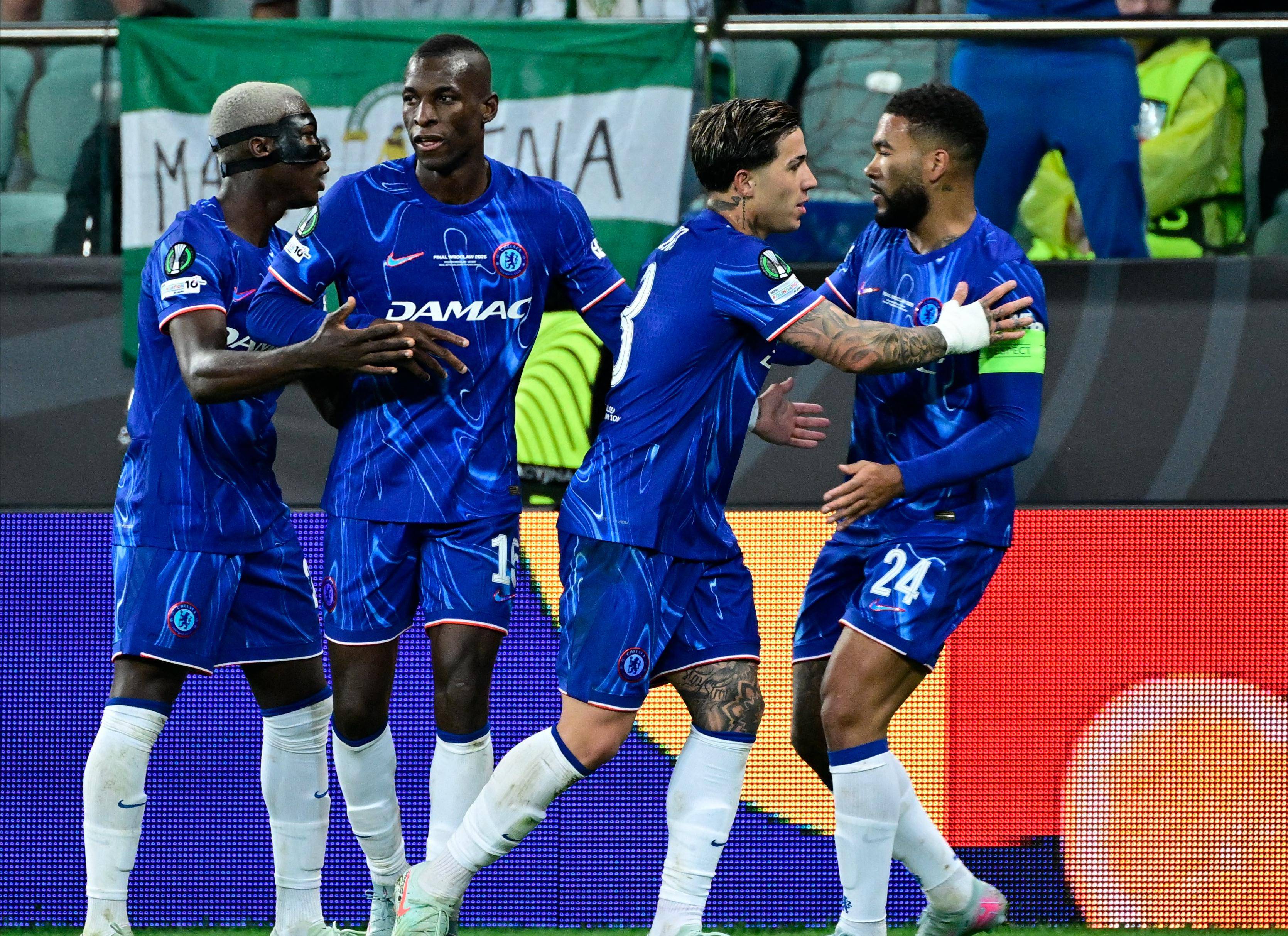 关于切尔西门将多次救险，当选全场最佳球员，等级手机等级问题点击发布.的信息